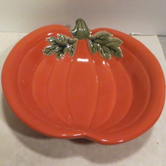 The Pampered Chef Pumpkin Dish Style 2082 New In Box Never Used - Picture 1 of 9